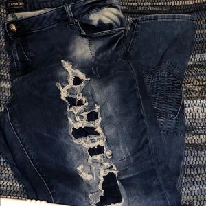 SOLD— High Waisted Distressed jeans